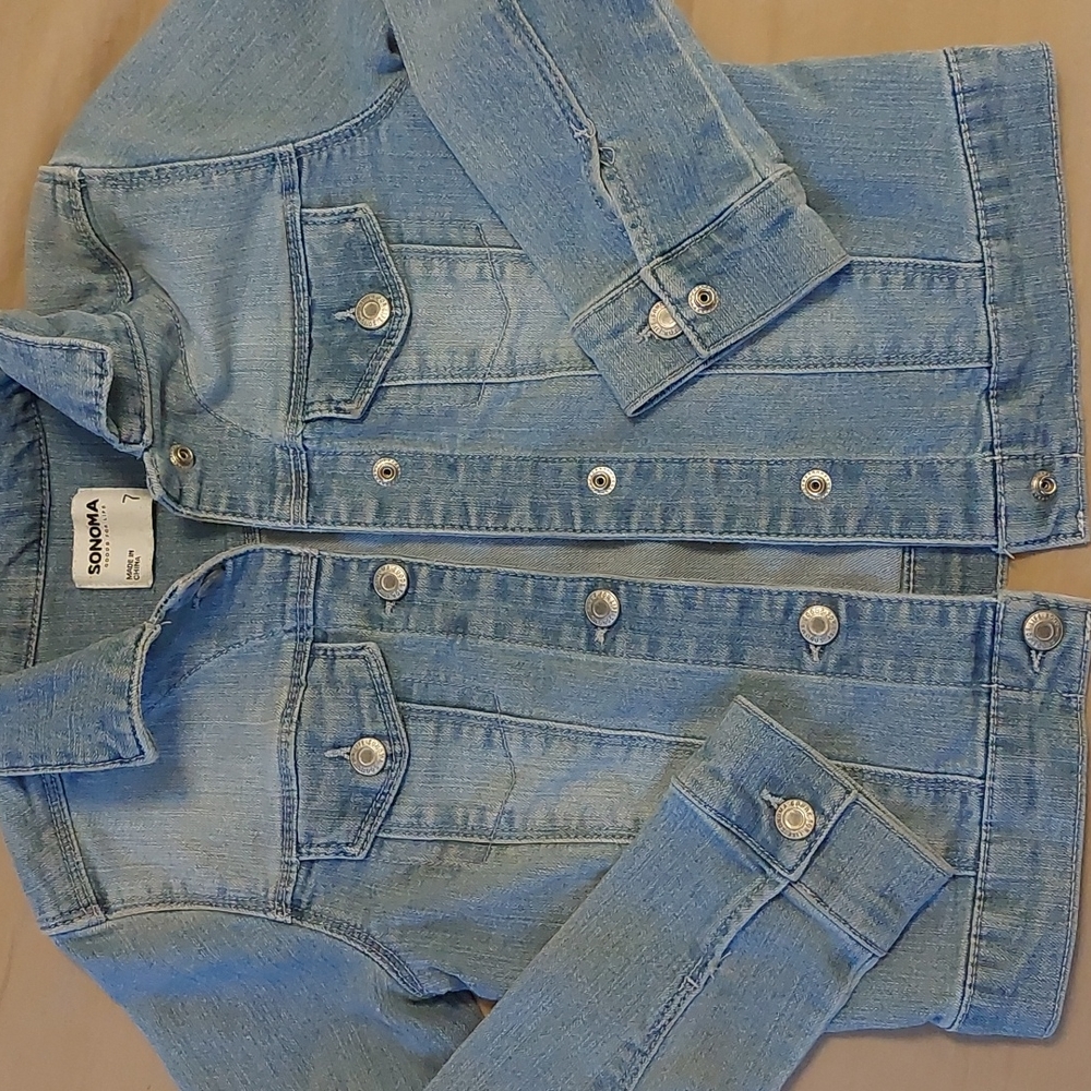 Light wash girls size 7 denim jacket